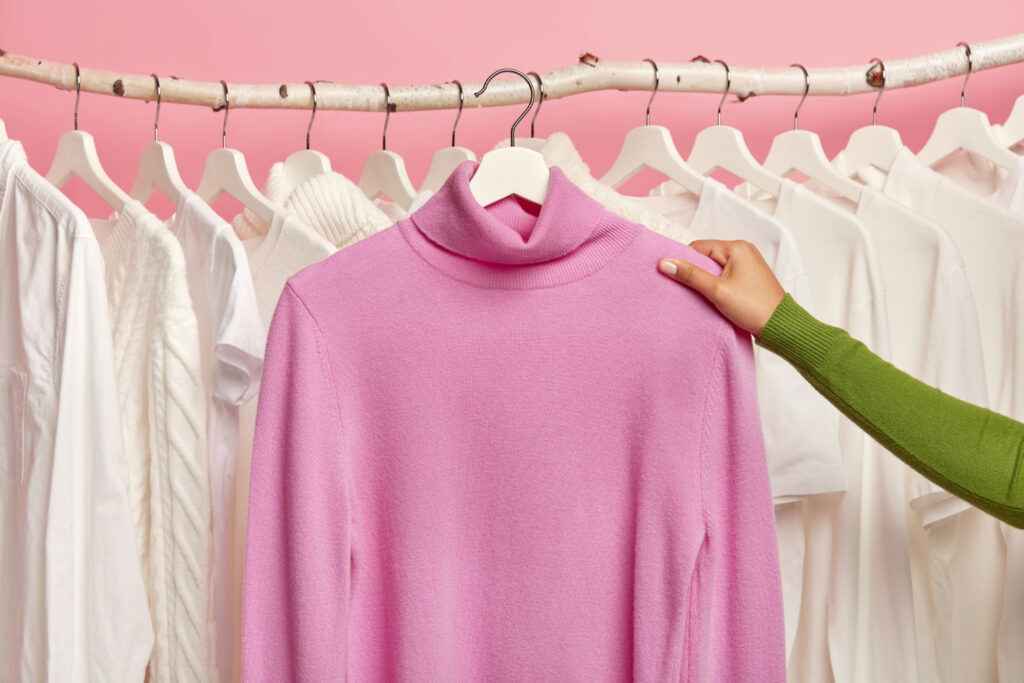 What Colours Go with Pink Clothes