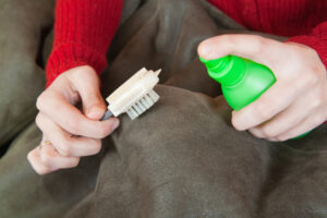 how to clean leather jacket