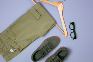 how to style green pants